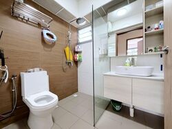 Blk 874B Tampines Greenflora (Tampines), HDB 5 Rooms #564562731